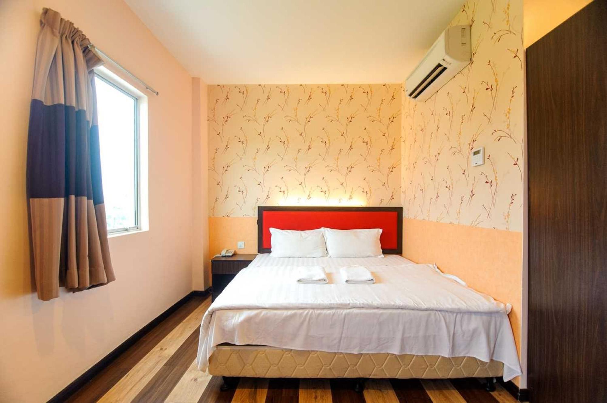 Sky Star Hotel Klia/Klia2 Kampong Bekoh Екстериор снимка